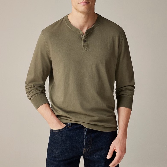 J Crew Men’s Henley Tee Long Sleeve Army Green Garment Dyed Cotton Medium M T - Picture 1 of 10
